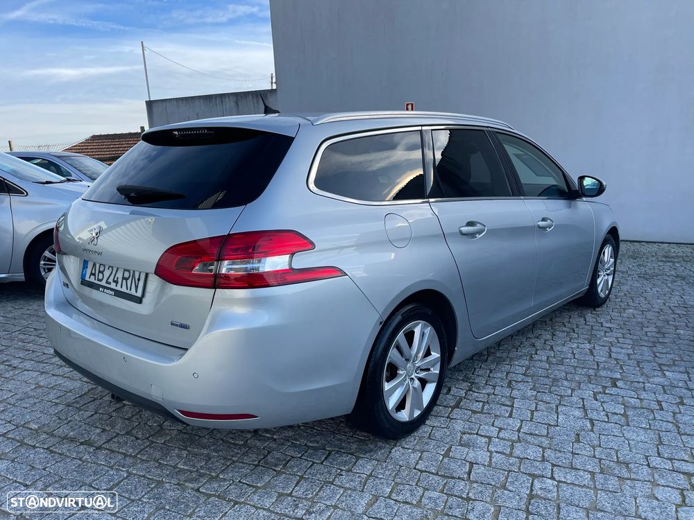 Peugeot 308 SW BlueHDi 120 Stop & Start Active - 11