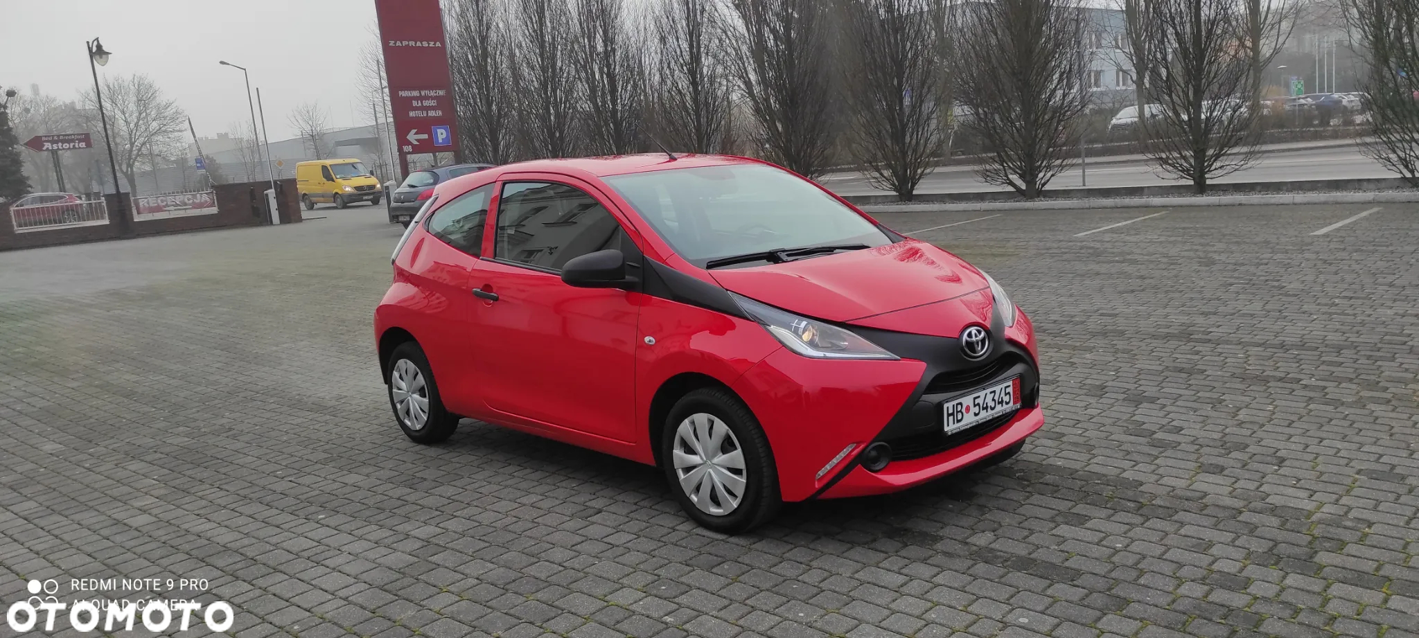 Toyota Aygo x-clusiv - 32