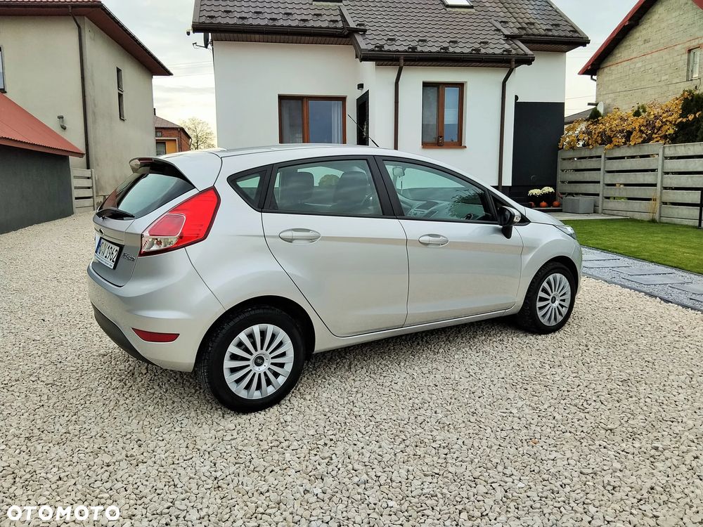 Ford Fiesta - 21