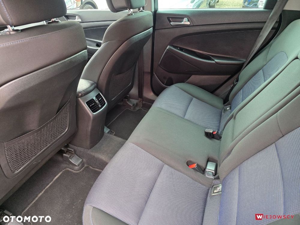 Hyundai Tucson - 16