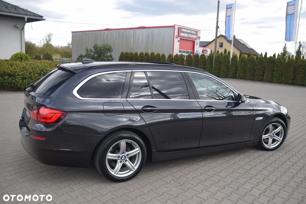 BMW Seria 5 520d - 13