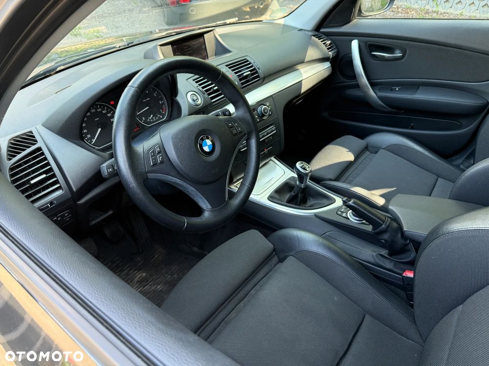 BMW Seria 1 116i Edition Sport - 8
