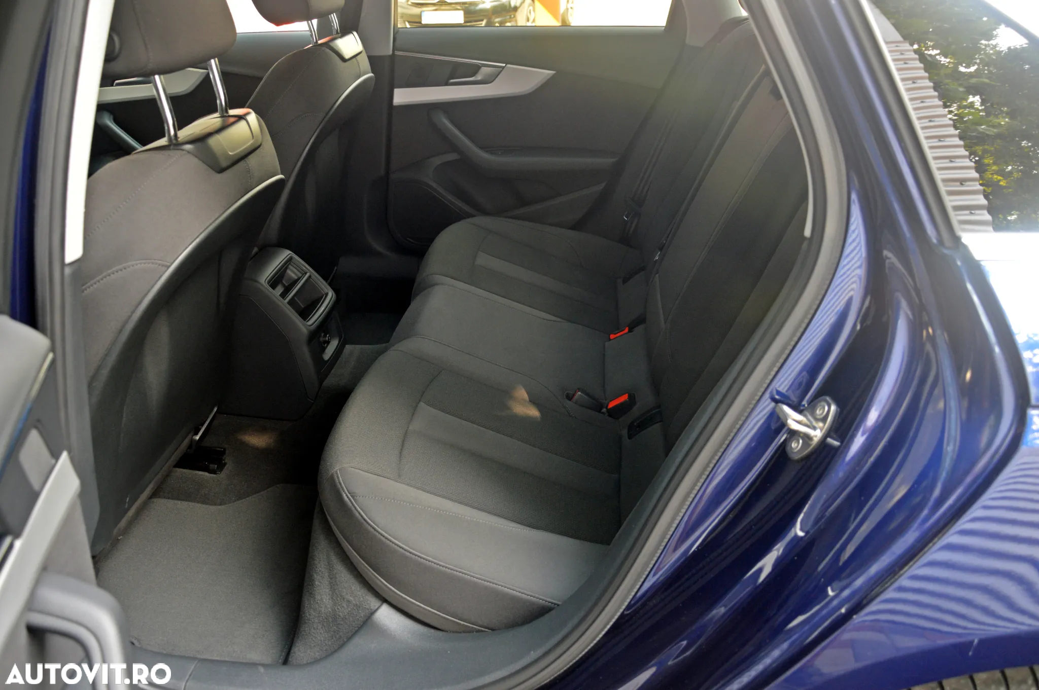 Audi A4 30 TDI S tronic MHEV S Line - 28