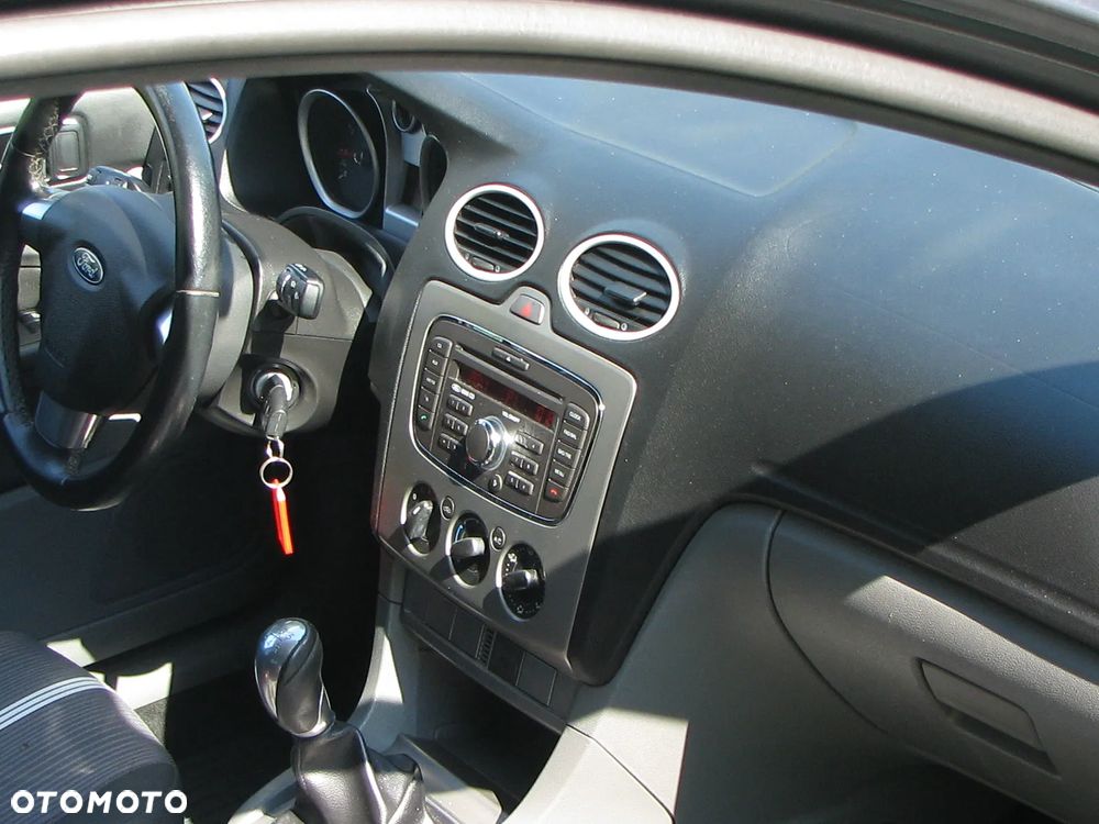 Ford Focus - 11
