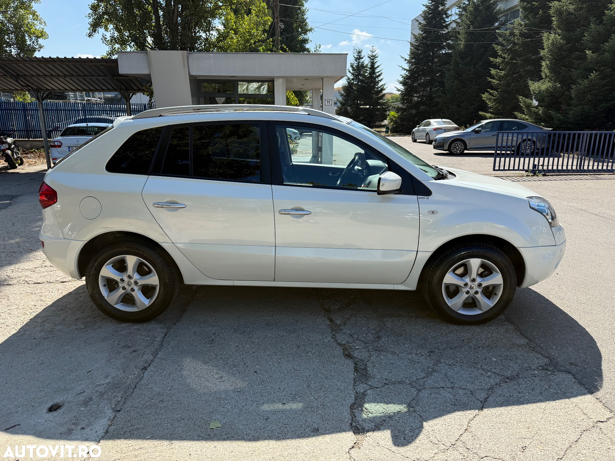 Renault Koleos 2.0 dCI 4X4 Privilege Aut - 4