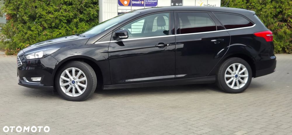Ford Focus 1.5 EcoBoost STart-Stopp-System TITANIUM - 6