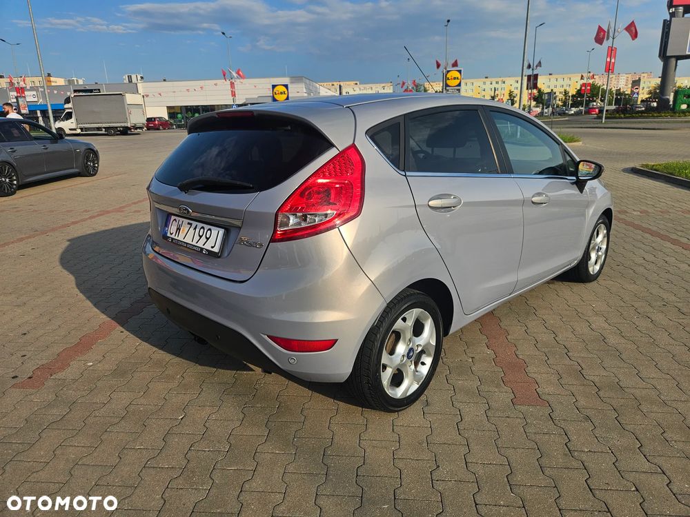 Ford Fiesta 1.4 Ghia EU5 - 10