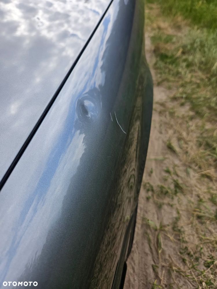 Audi 100 2.8 E - 24
