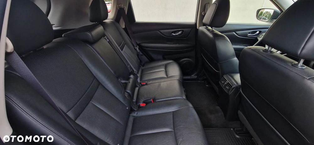 Nissan X-Trail 1.6 dCi Xtronic Tekna - 26