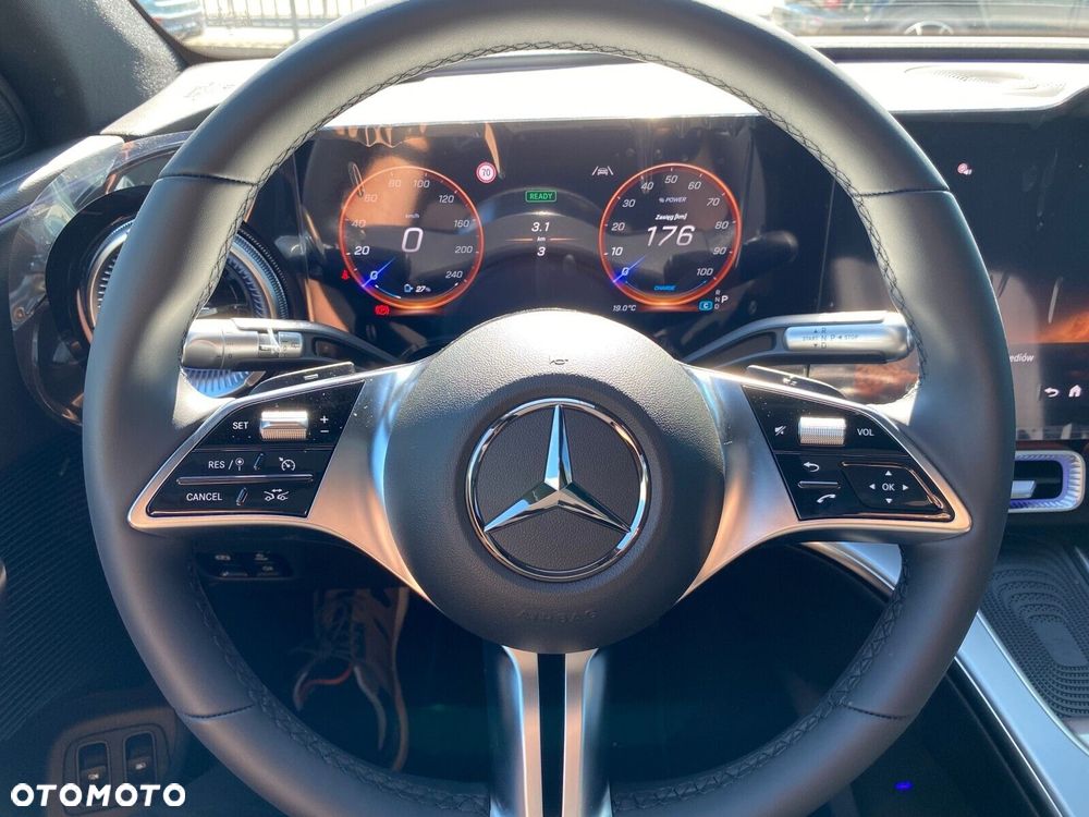 Mercedes-Benz GLC - 11