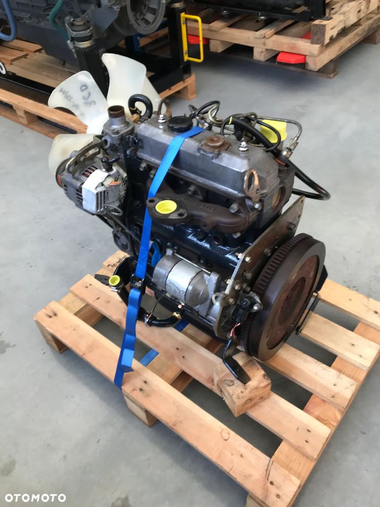 SILNIK ISEKI E3CD - 3