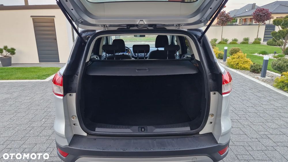 Ford Kuga 1.6 EcoBoost 2x4 Titanium - 30
