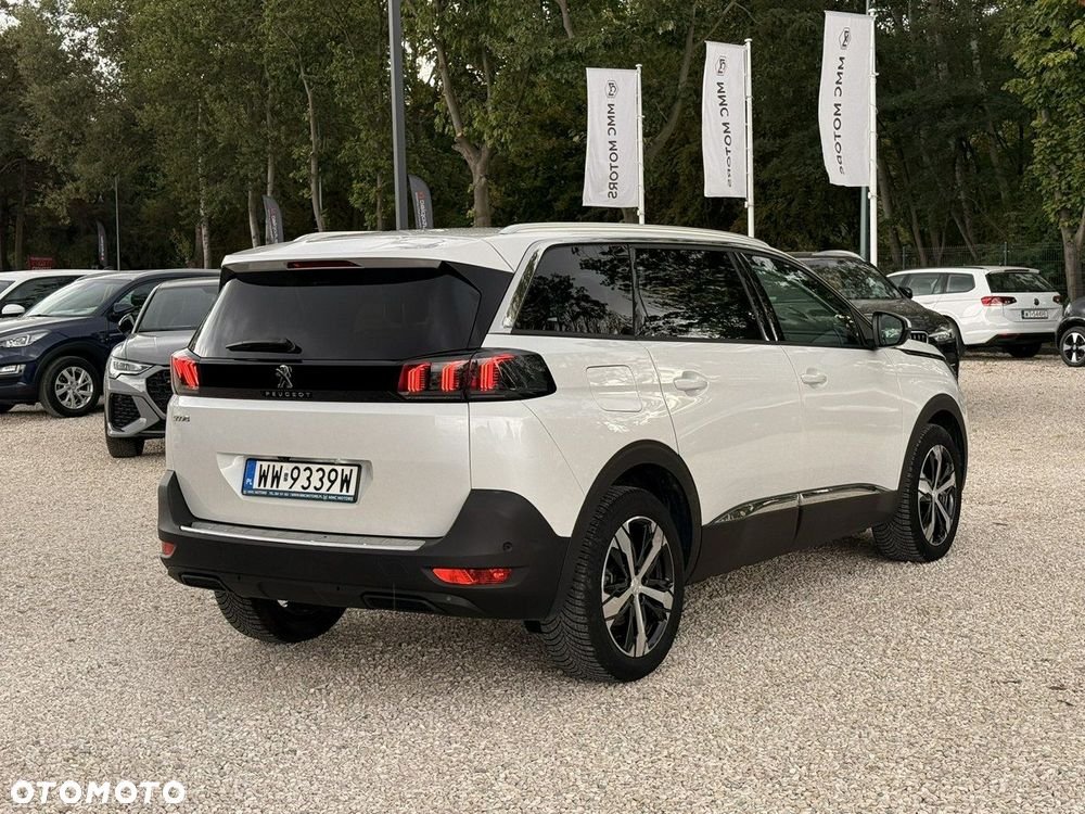 Peugeot 5008 - 5