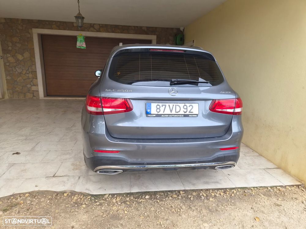 Mercedes-Benz GLC 250 d AMG Line 4-Matic - 2