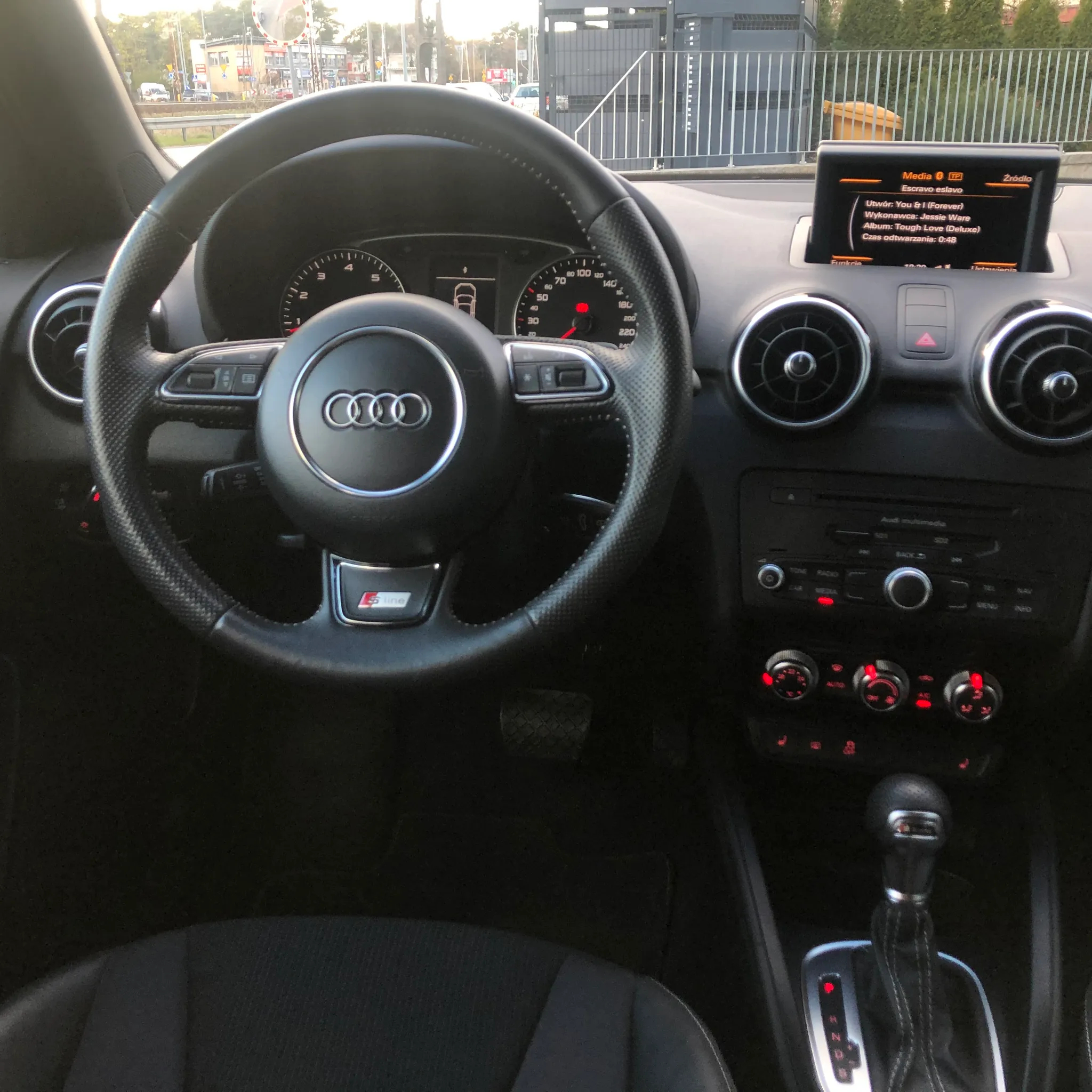 Audi A1 1.4 TFSI Sportback S tronic S line Sportpaket - 8