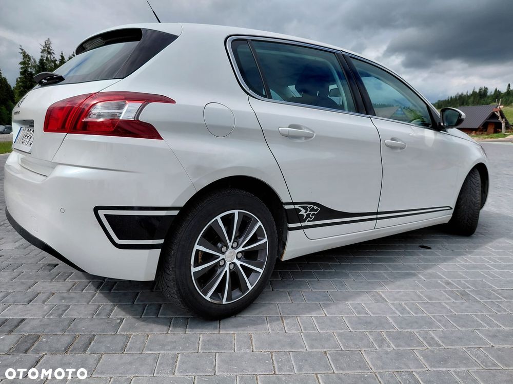 Peugeot 308 1.2 PureTech Allure S&S - 7
