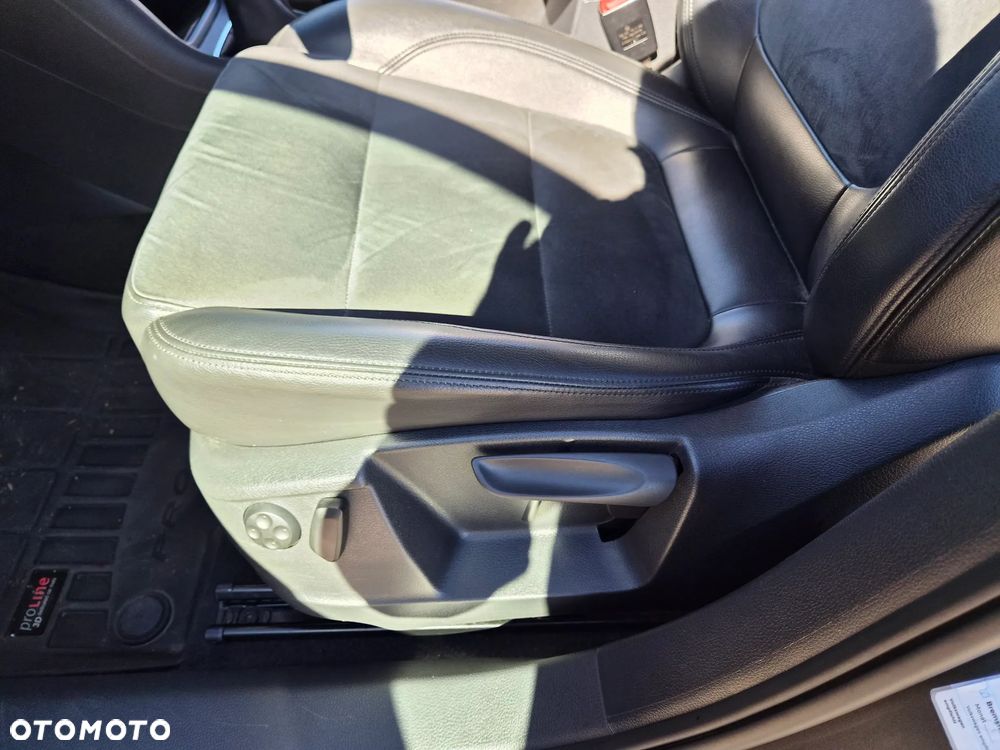 Volkswagen Sharan - 19