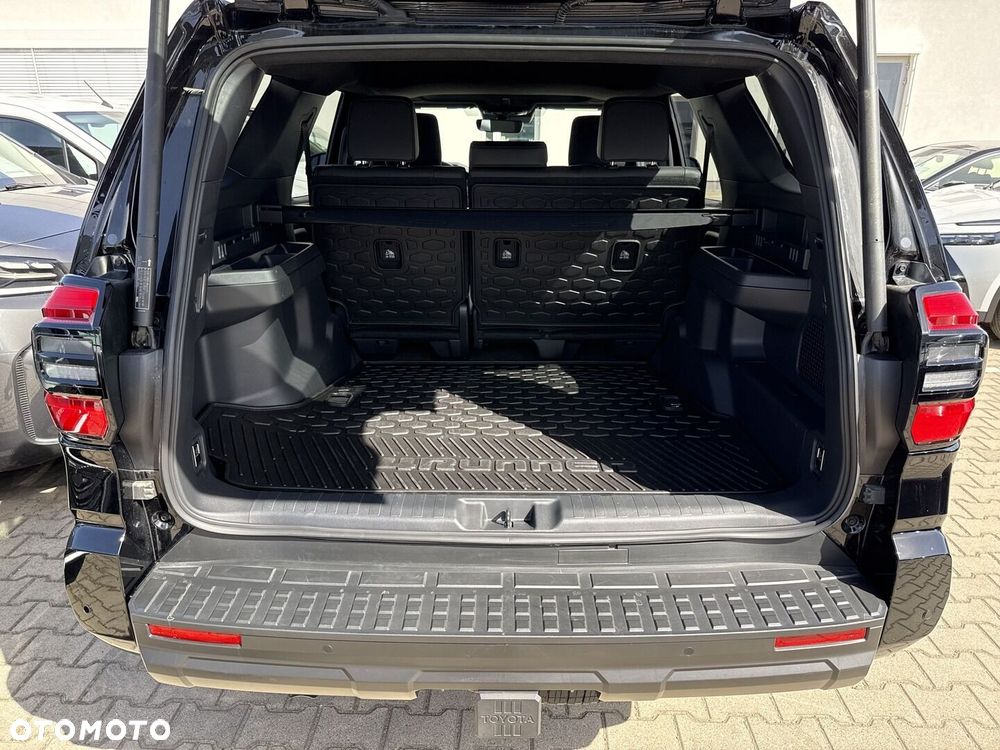 Toyota 4-Runner - 11