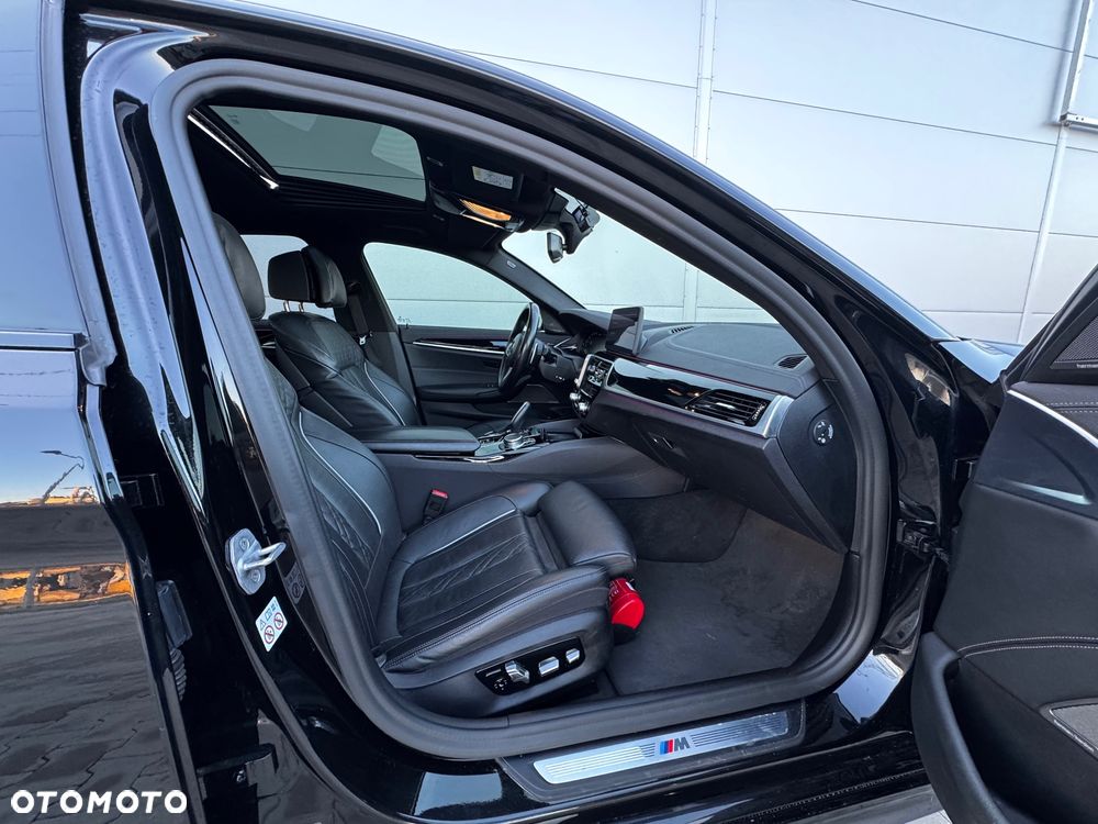 BMW Seria 5 520d xDrive M Sport sport - 23
