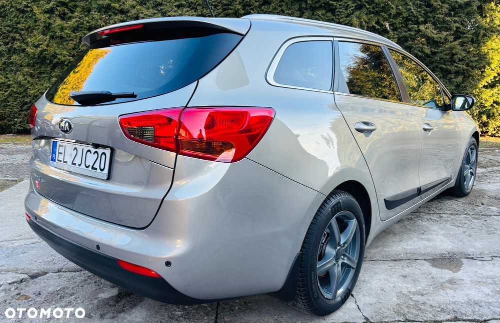 Kia Ceed 1.6 GDI Business Line - 8