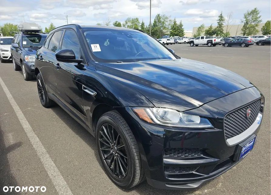 Jaguar F-Pace - 3
