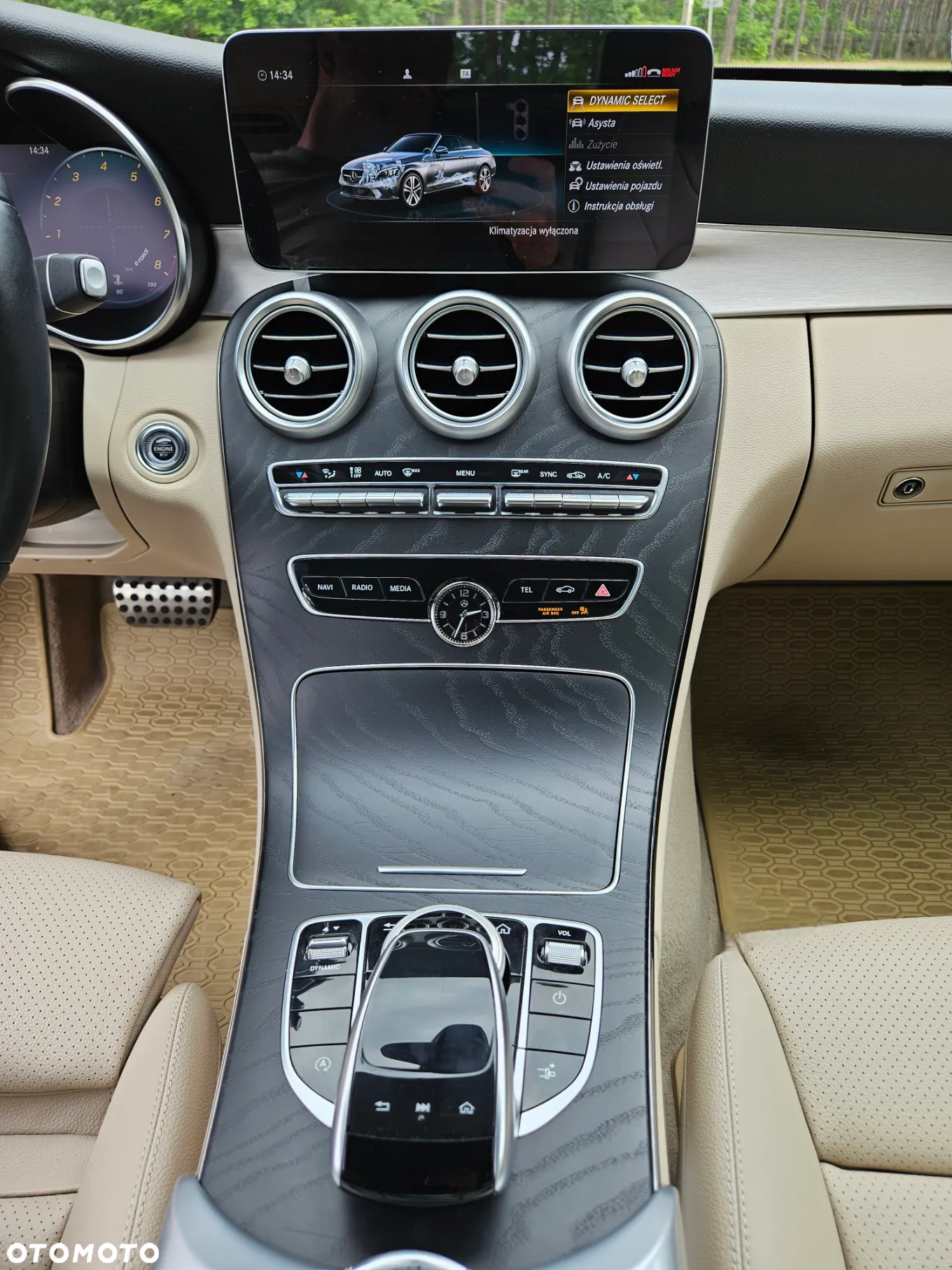Mercedes-Benz Klasa C 300 Cabrio 4Matic 9G-TRONIC - 21