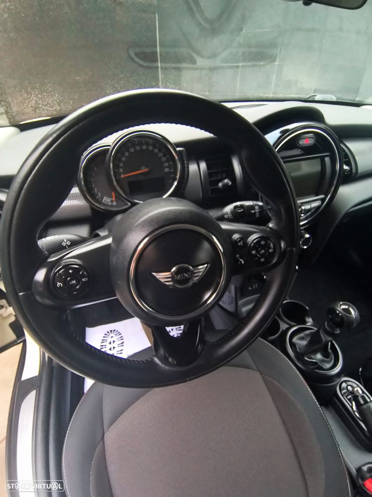 MINI 3 Portas One Blackyard - 18