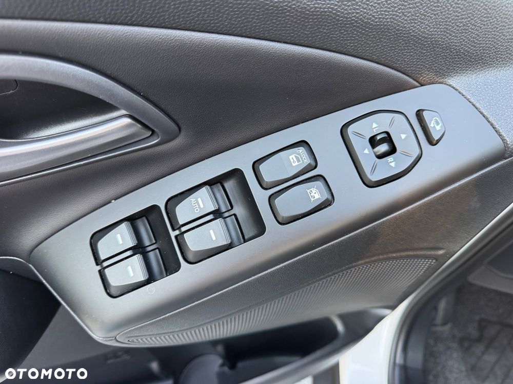 Hyundai ix35 2.0 2WD Automatik Trend - 27