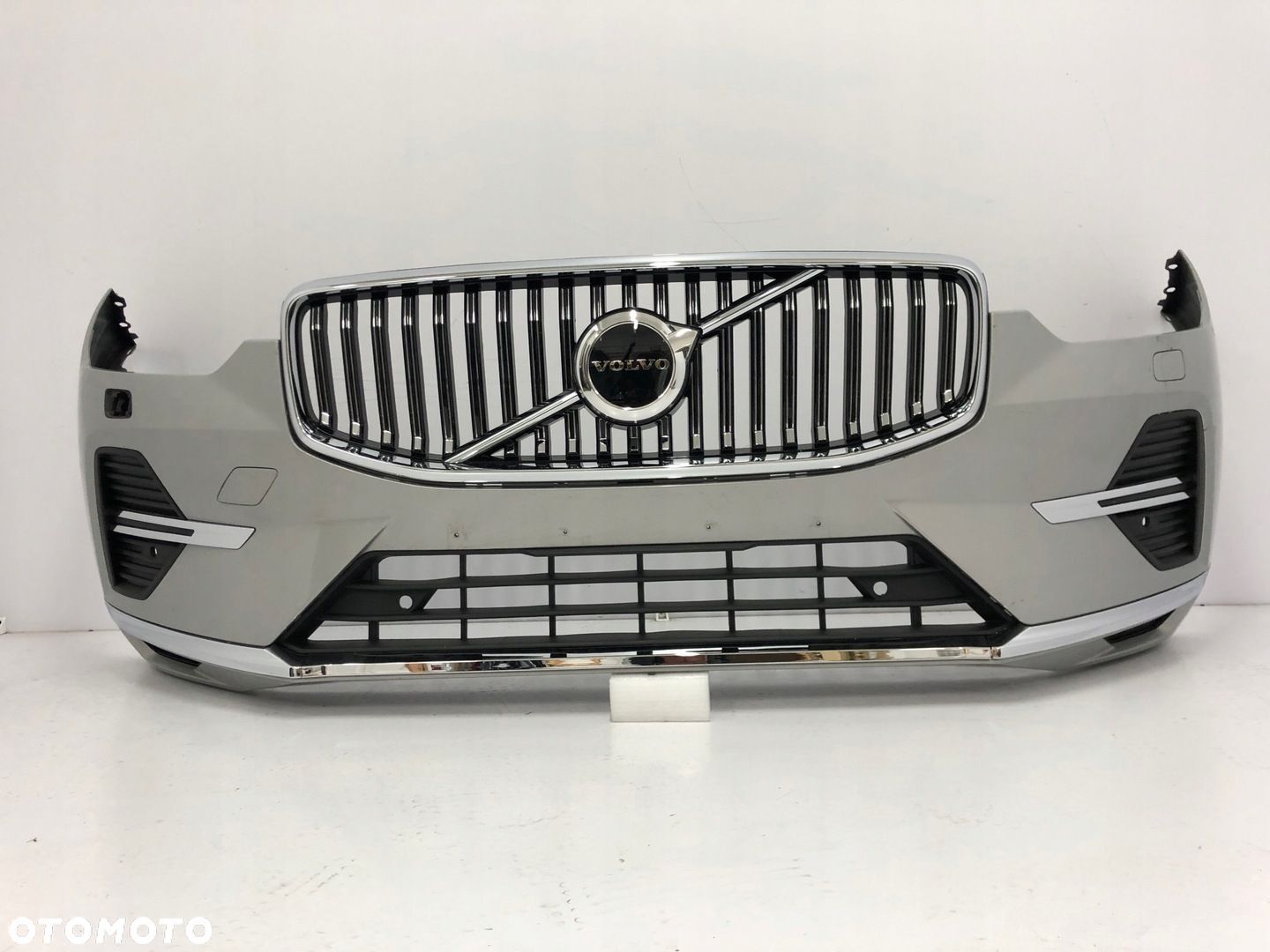 VOLVO XC60 II 2 LIFT INSCRIPTION 2022- ZDERZAK PRZEDNI 4XPDC - 1