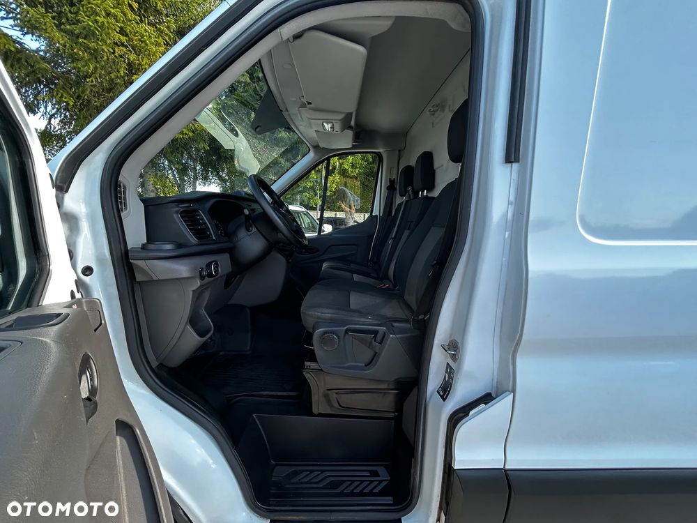 Ford Transit - 10