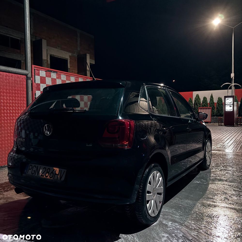 Volkswagen Polo 1.4 16V Comfortline - 9