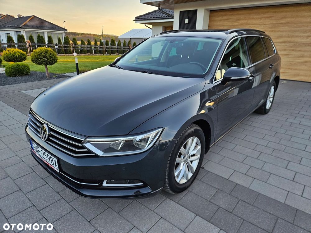 Volkswagen Passat 2.0 TDI SCR DSG Comfortline - 1