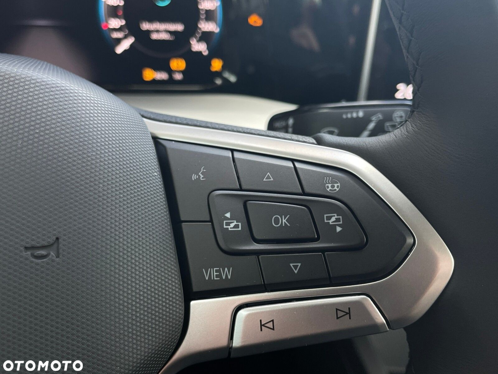Volkswagen Golf - 18