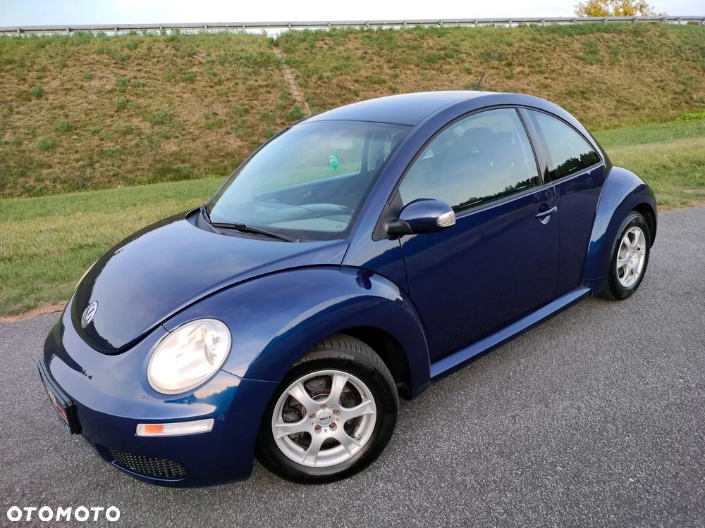 Volkswagen New Beetle - 4