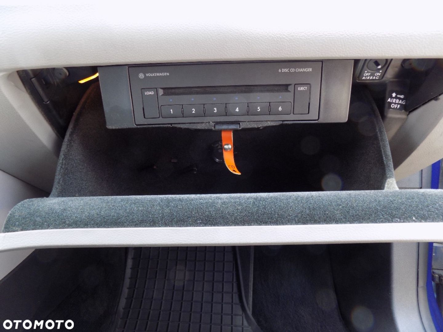 Volkswagen Passat - 10