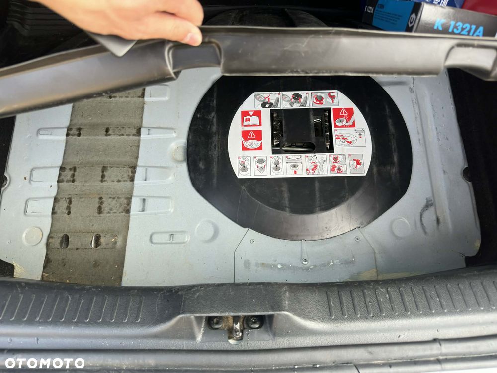 Renault Clio Energy dCi 90 Start & Stop LIMITED - 24