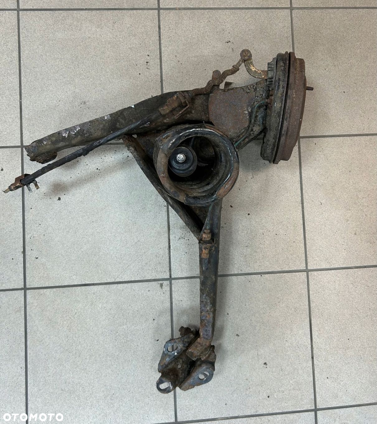 ZWROTNICA WACHACZ AMORTYZATOR PRAWY TYŁ TYLNY FIAT 126P MALUCH - 1