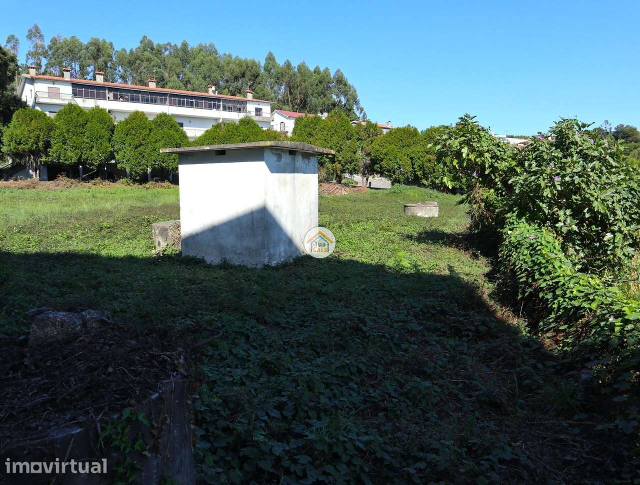 Terreno em Requião com 4520 m2 - face à estrada nacional Famalicão-Gui - Grande imagem: 3/16