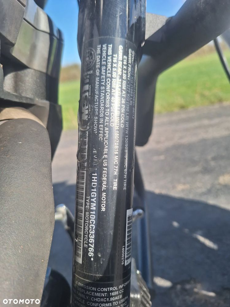 Harley-Davidson Dyna Fat Bob - 14