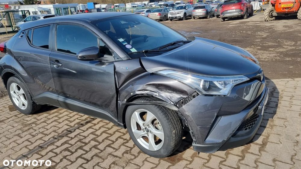 Toyota C-HR Club - 10