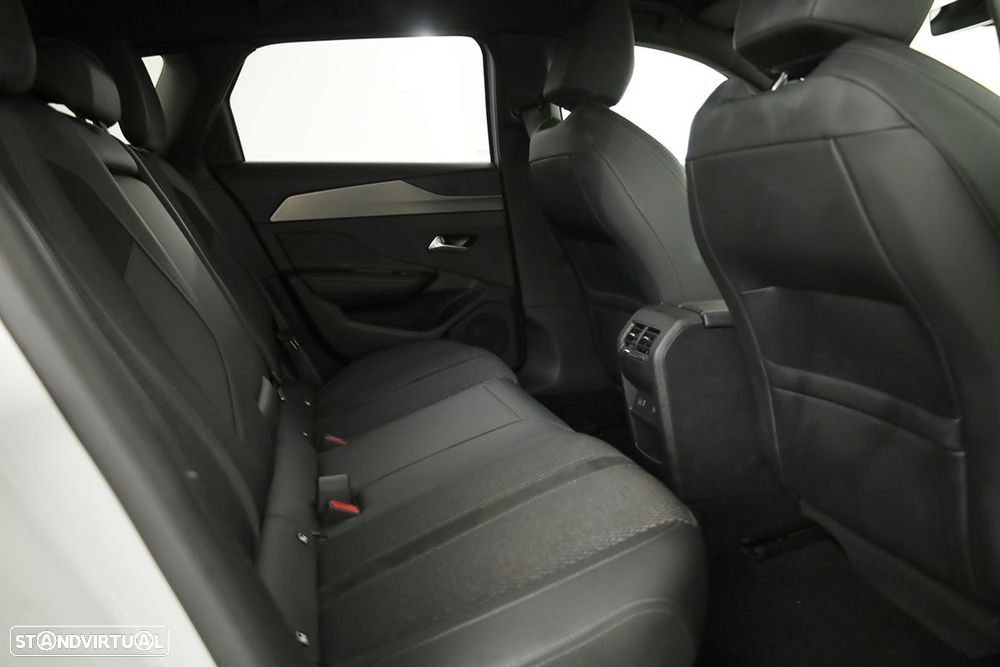 Peugeot 308 SW 1.2 PureTech GT EAT8 - 22