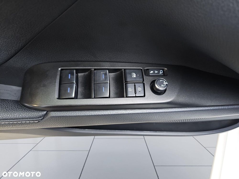 Toyota Camry 2.5 Hybrid Prestige CVT - 19