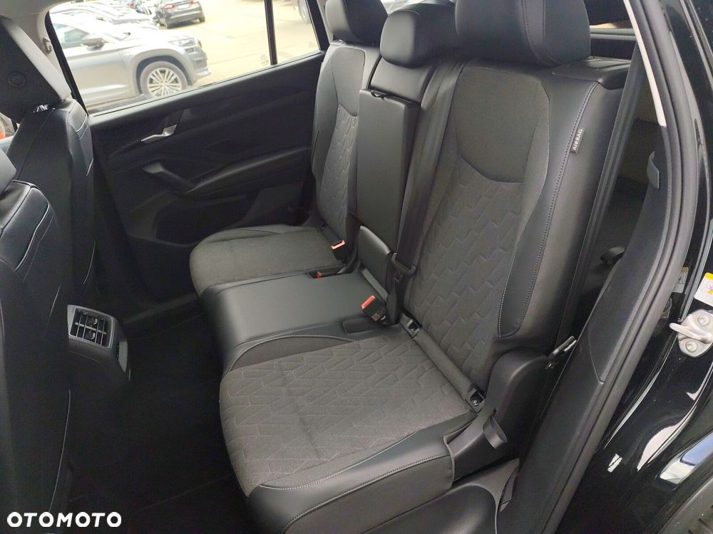 Volkswagen Tayron 2.0 TDI SCR 4Mot Elegance DSG - 14