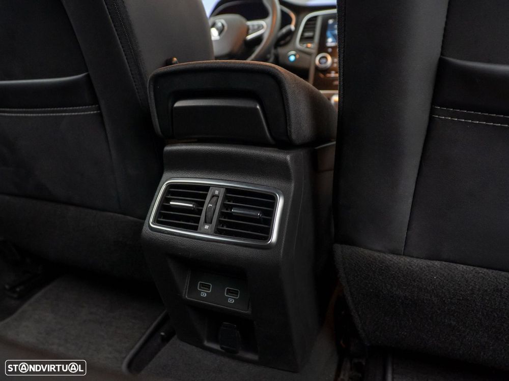 Renault Mégane Sport Tourer 1.6 E-Tech Plug-In Limited - 42