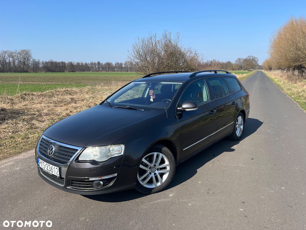 Volkswagen Passat 2.0 TDI DPF Sportline DSG - 2
