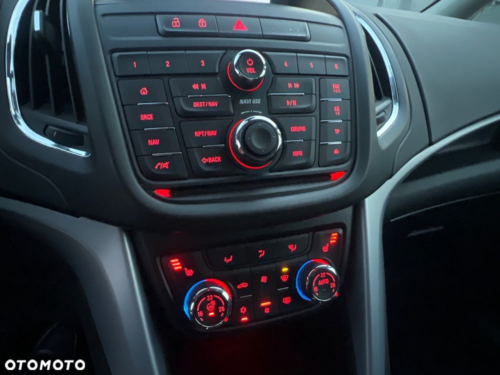 Opel Zafira 1.4 Turbo Active - 24