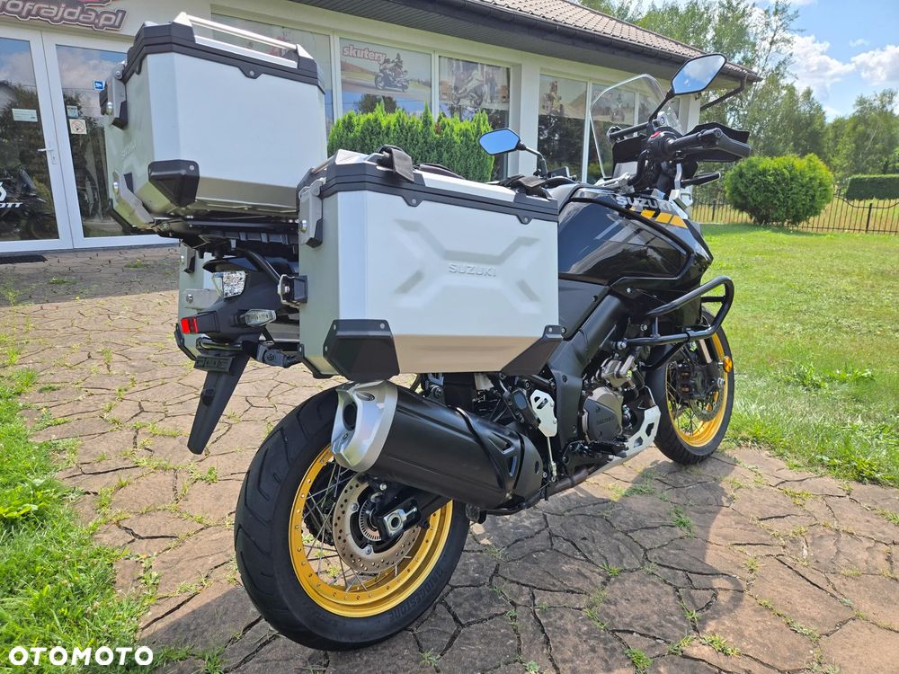 Suzuki V-STROM - 3