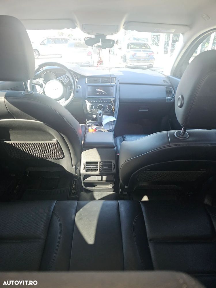 Jaguar E-Pace 2021 photo 5