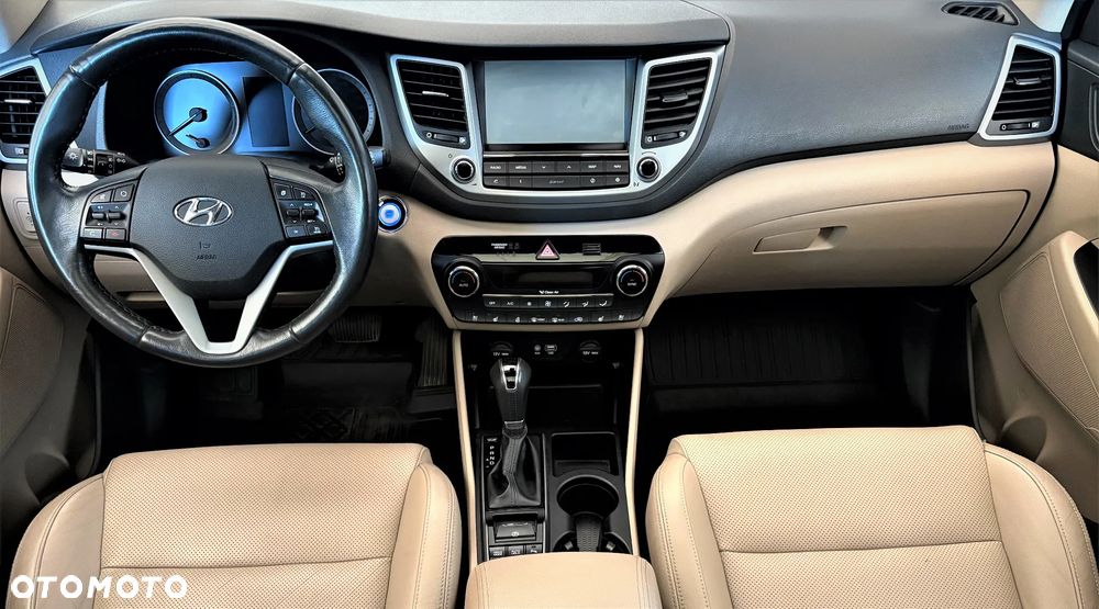 Hyundai Tucson blue 1.7 CRDi 2WD DCT Premium - 8