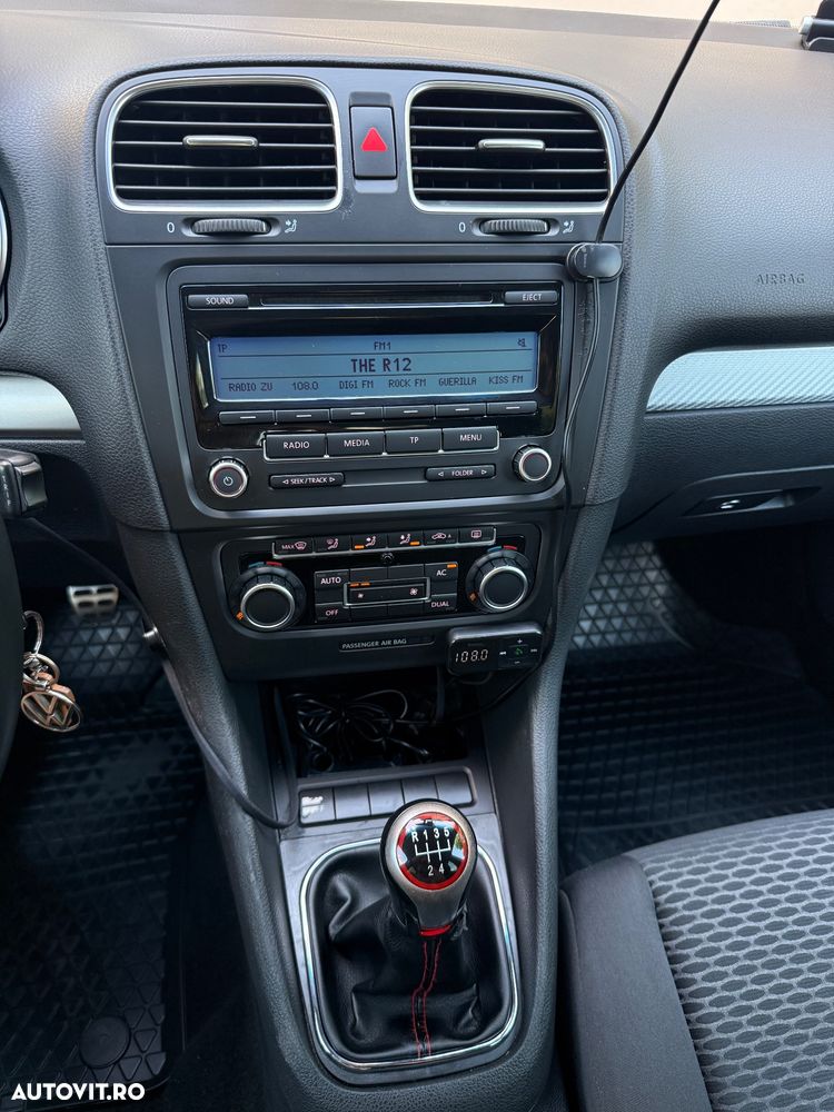 Volkswagen Golf 1.6 TDI DPF Trendline - 7